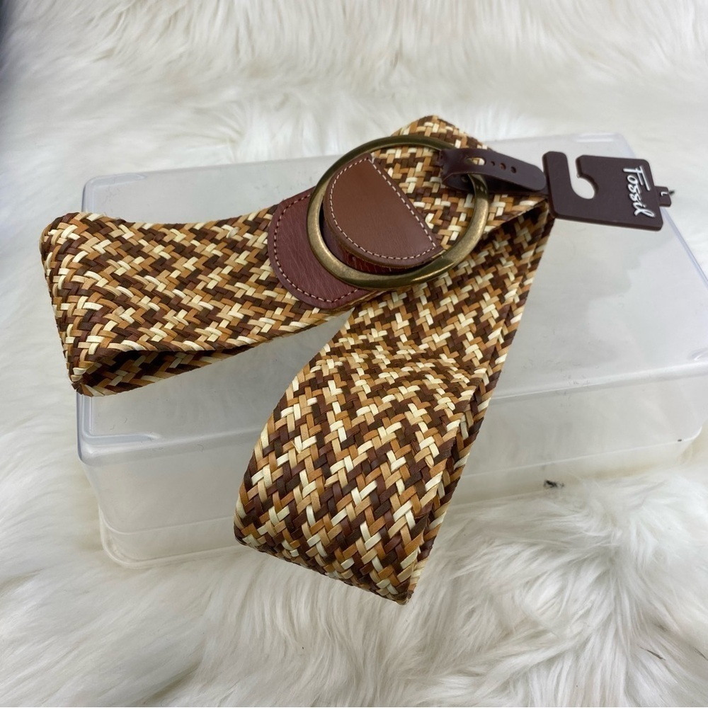 FOSSIL STRAW STYLE BELT SIZE L Woman